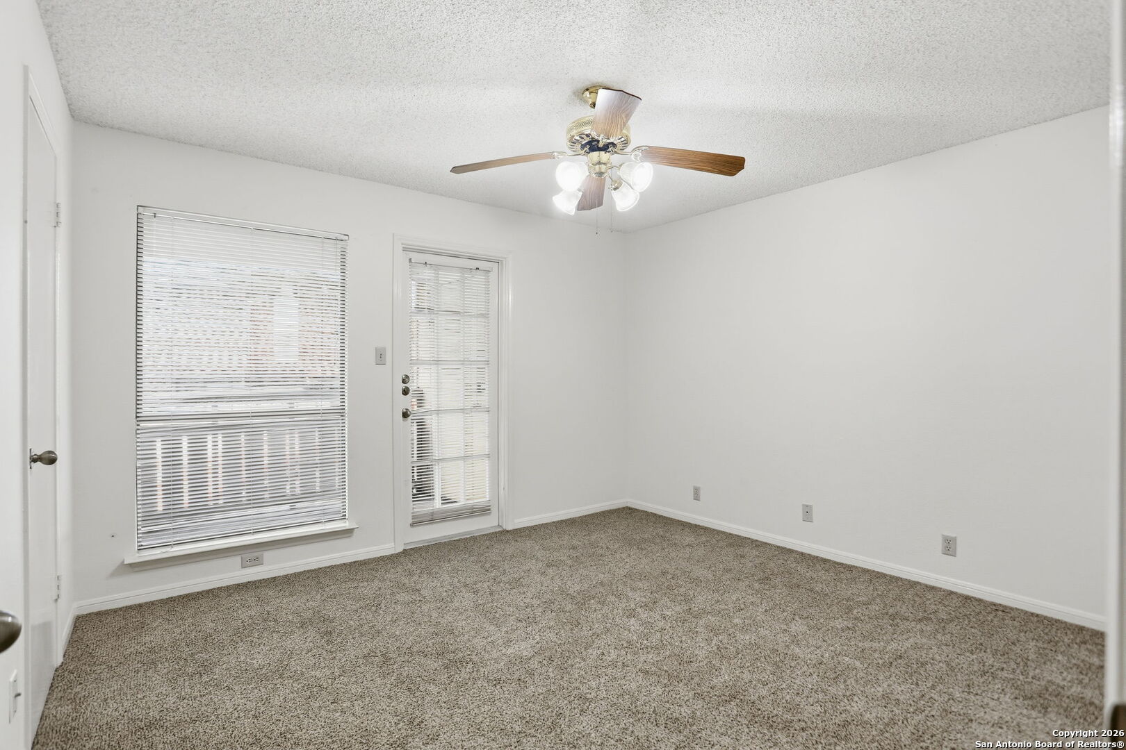 7738 Chambers Road, Unit 908 San Antonio, TX 78229 - Photo 17 of 30