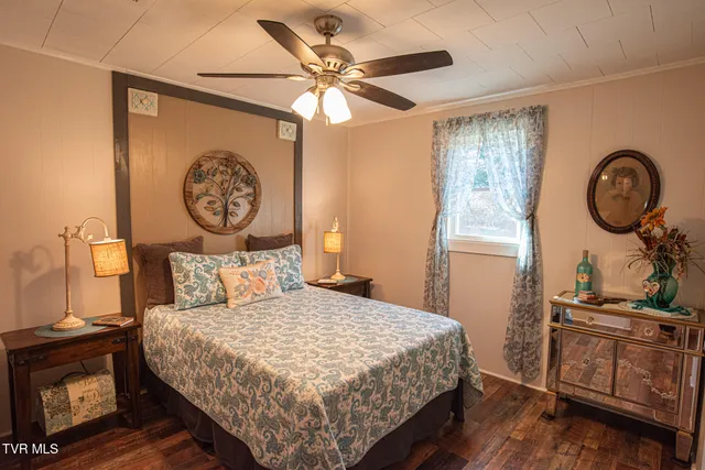 $197,850 | 41829 Wilderness Road, Pennington Gap, VA 24277