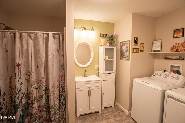 $197,850 | 41829 Wilderness Road, Pennington Gap, VA 24277