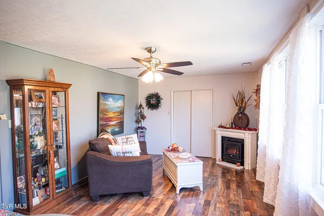 $197,850 | 41829 Wilderness Road, Pennington Gap, VA 24277