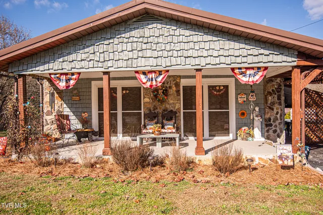 $197,850 | 41829 Wilderness Road, Pennington Gap, VA 24277