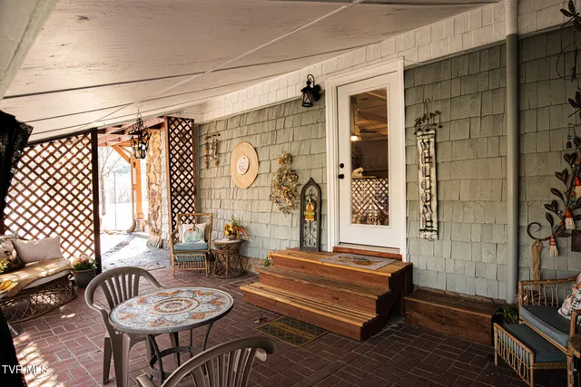 $197,850 | 41829 Wilderness Road, Pennington Gap, VA 24277