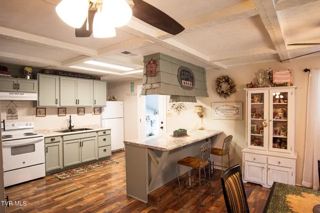 $197,850 | 41829 Wilderness Road, Pennington Gap, VA 24277