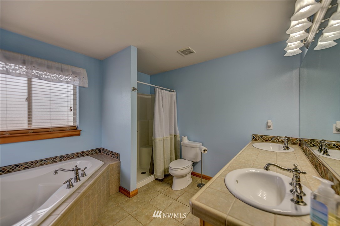 9675 Phillips Road Southeast Port Orchard, WA 98367 - Photo 13 of 19 Gallery Image 13