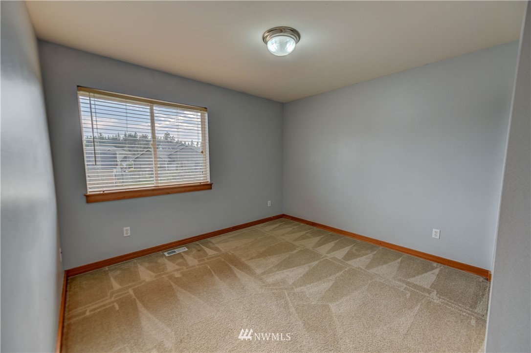 9675 Phillips Road Southeast Port Orchard, WA 98367 - Photo 15 of 19 Gallery Image 15