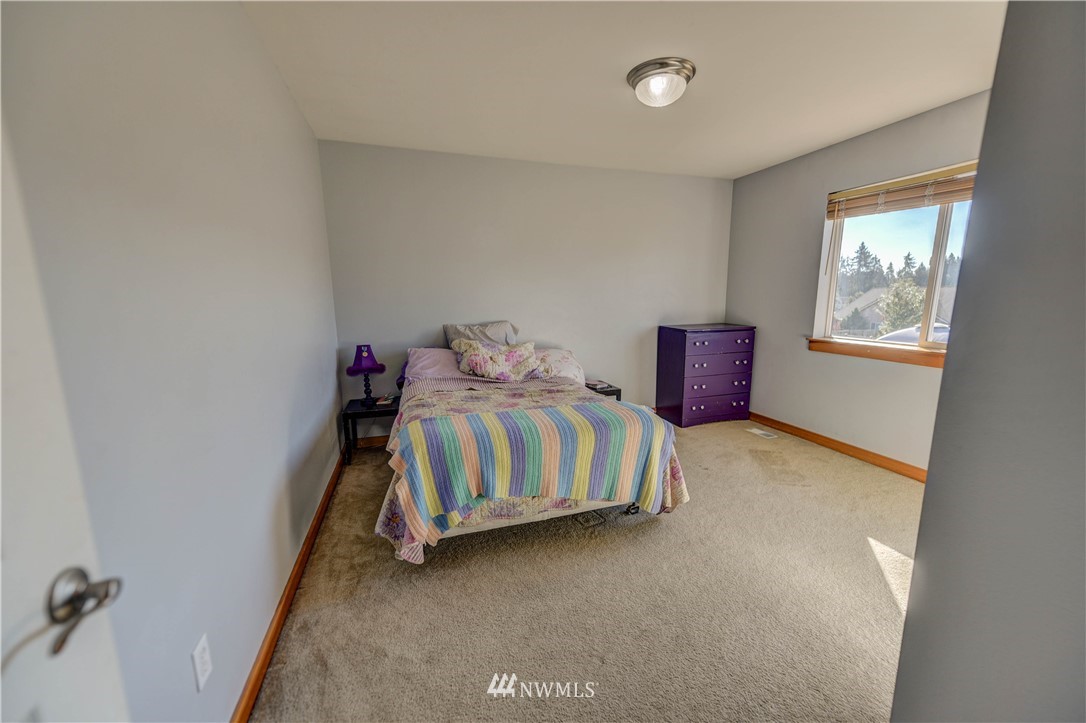 9675 Phillips Road Southeast Port Orchard, WA 98367 - Photo 16 of 19 Gallery Image 16