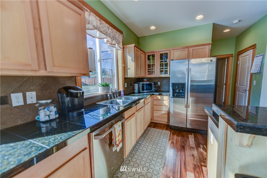 9675 Phillips Road Southeast Port Orchard, WA 98367 - Photo 7 of 19 Gallery Image 7