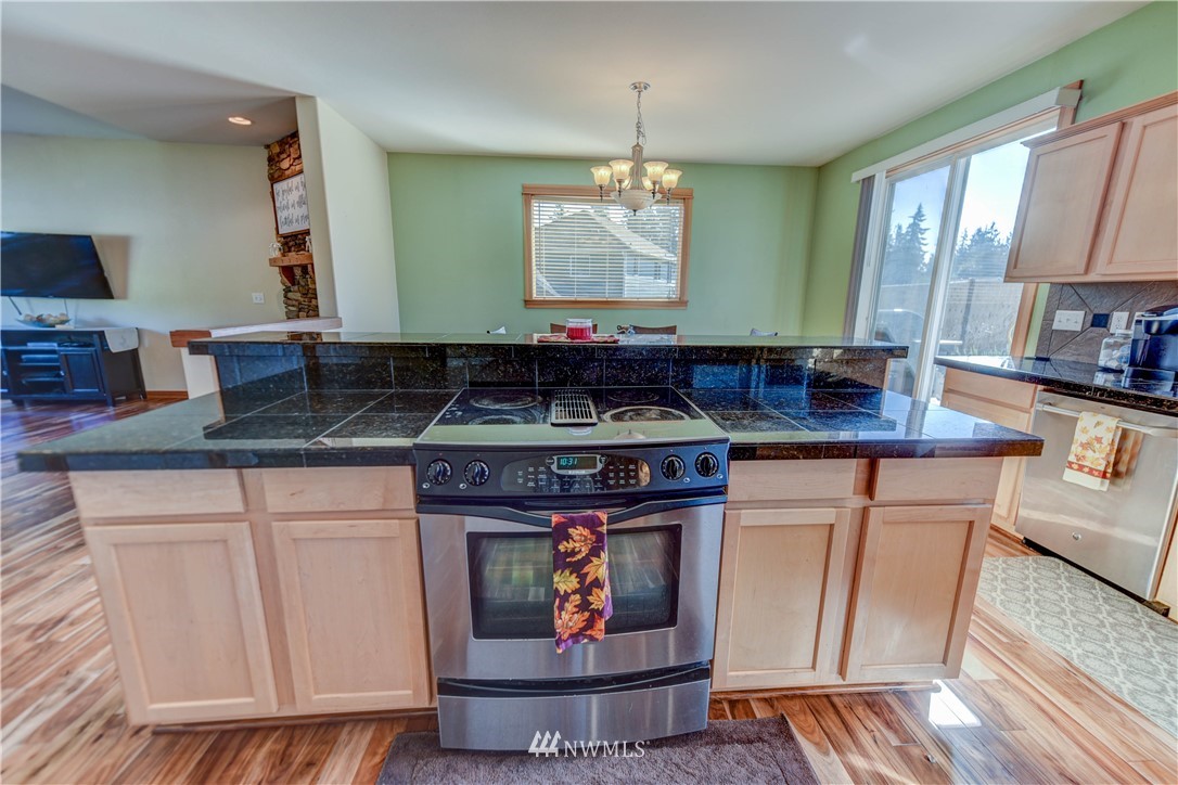 9675 Phillips Road Southeast Port Orchard, WA 98367 - Photo 8 of 19 Gallery Image 8