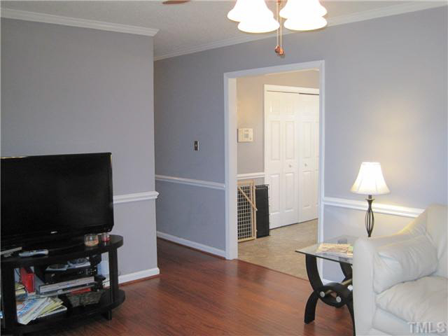 405 Wilson Jones Road Clayton, NC 27520 - Photo 9 of 16 Newlaminate flooring