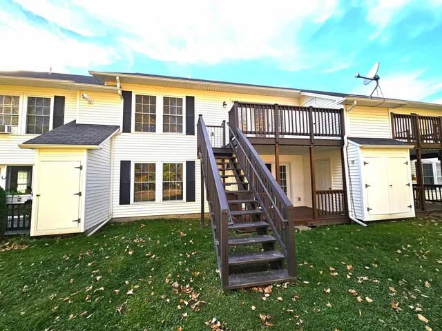 $239,900 | 78 Kingsbury Circle, Unit C41, Derby, VT 05829