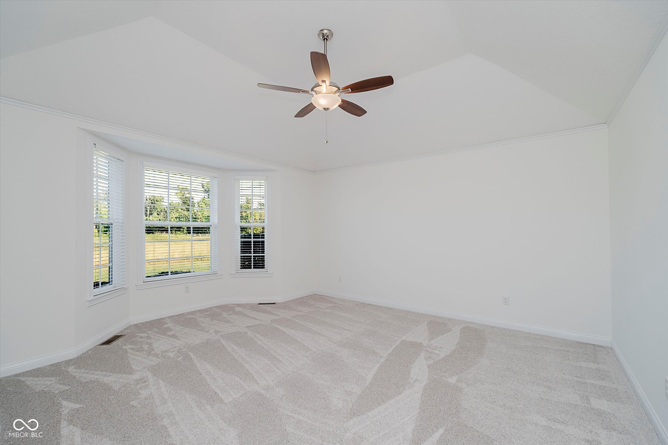 10520 Inverness Court Fishers, IN 46037 - Photo 17 of 38