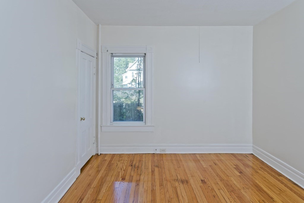 61 Euclid Avenue Springfield, MA 01108 - Photo 11 of 42 Gallery Image 11