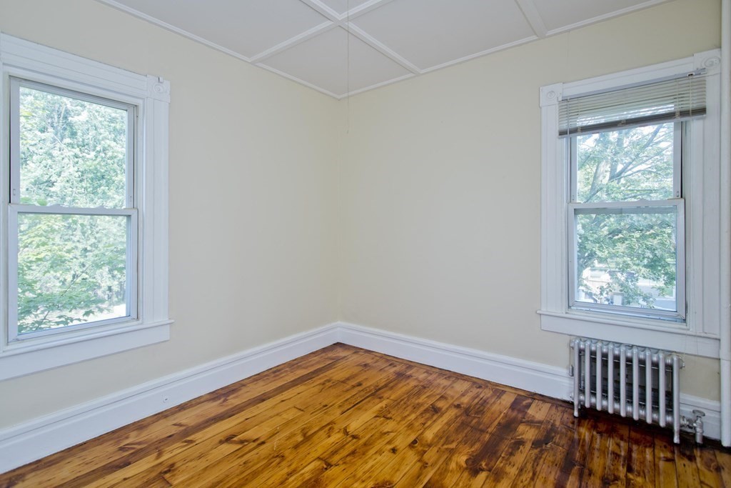 61 Euclid Avenue Springfield, MA 01108 - Photo 20 of 42 Gallery Image 20