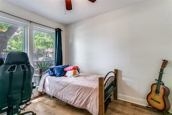 $2,100 | 2001 Embassy Way, Carrollton, TX 75006