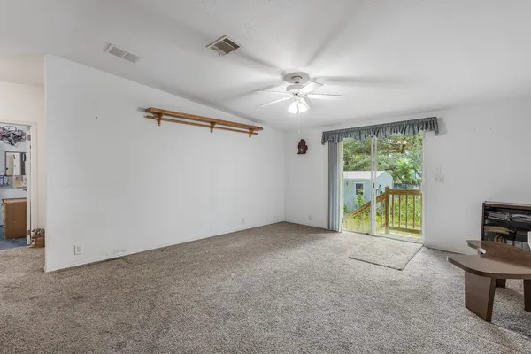 $307,500 | 101 Palmland Avenue, Satsuma, FL 32189
