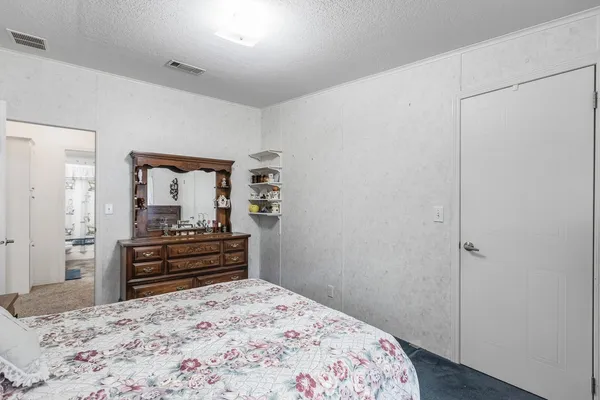 $307,500 | 101 Palmland Avenue, Satsuma, FL 32189