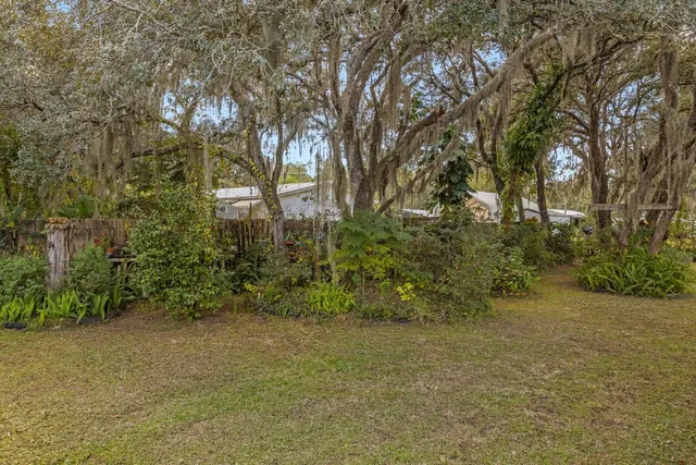 $349,900 | 101 Palmland Avenue, Satsuma, FL 32189