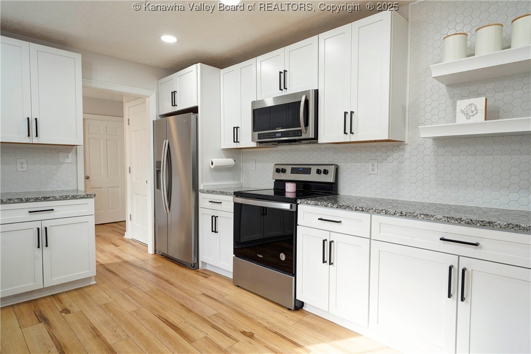 1571 Nottingham Road Charleston, WV 25314 - Photo 13 of 29 Gallery Image 13