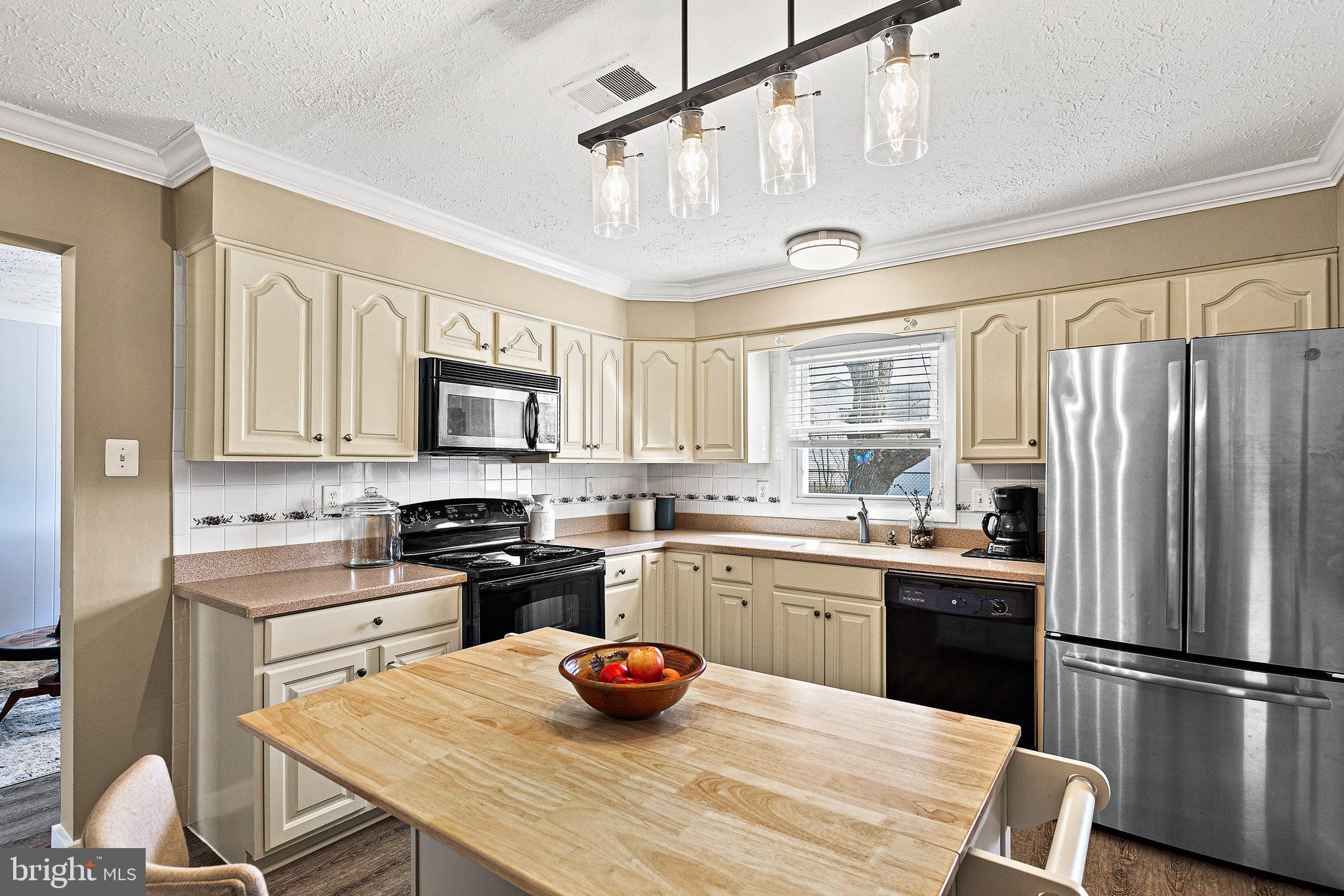 7817 Bastille Road Severn, MD 21144 - Photo 11 of 34