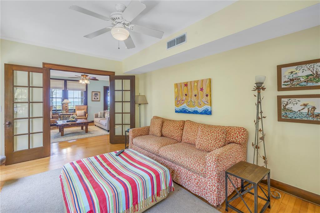 516 Gulf Boulevard Indian Rocks Beach, FL 33785 - Photo 26 of 97