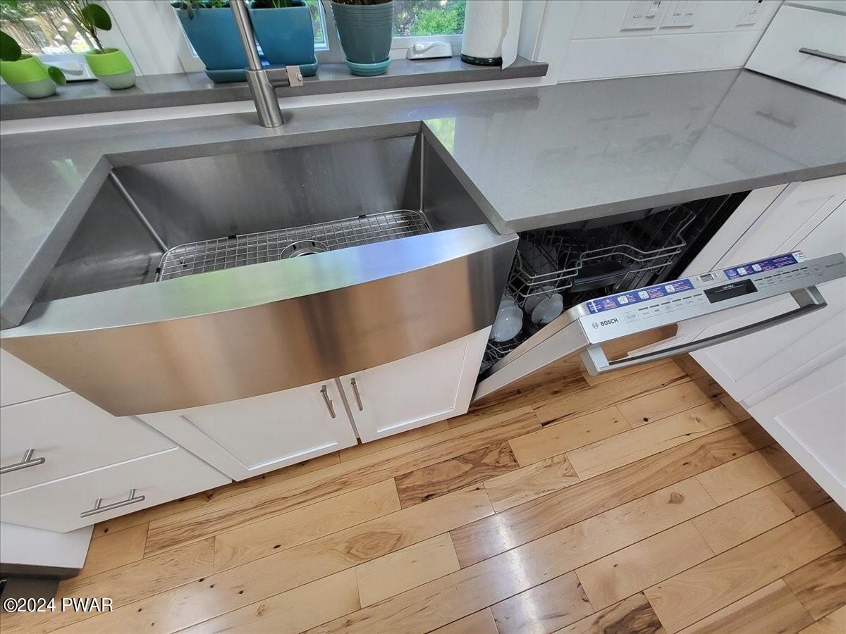 1077 Mustang Road Lake Ariel, PA 18436 - Photo 22 of 68 Kitchen Deep Sink & Bosch Dishwasher
