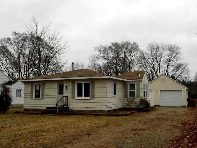 746 South Wolf Lake Road Muskegon, MI 49442 - Photo 2 of 12 Additional Photo