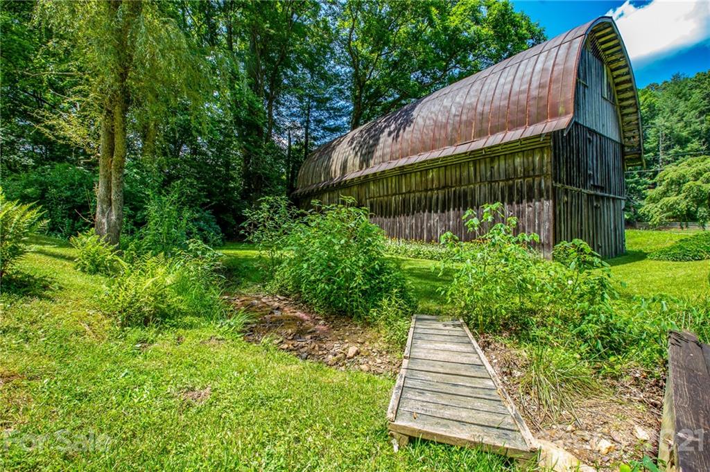 71 Smith Cove Road Candler, NC 28715 - Photo 26 of 43 Gallery Image 26