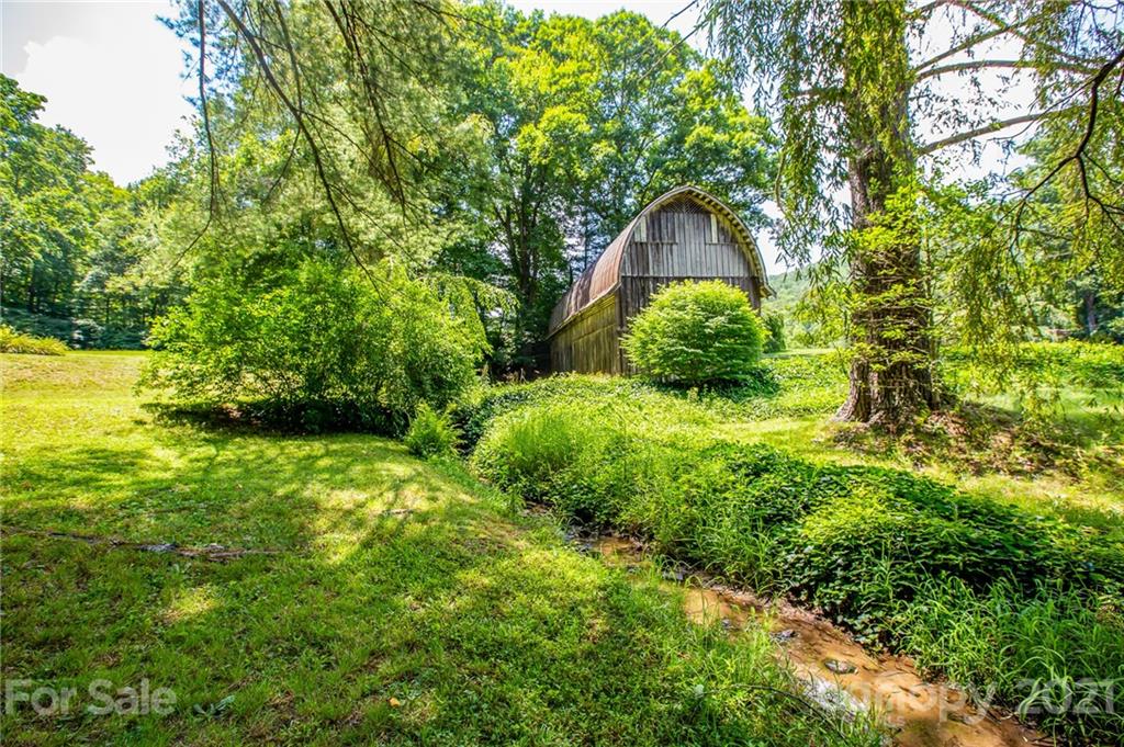 71 Smith Cove Road Candler, NC 28715 - Photo 8 of 43 Gallery Image 8