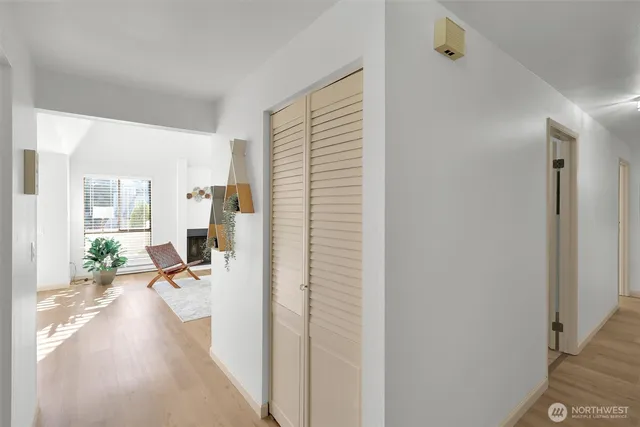 $715,000 | 10218 Northeast 16th Street, Unit Q7, Bellevue, WA 98004