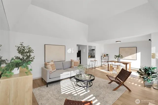 $715,000 | 10218 Northeast 16th Street, Unit Q7, Bellevue, WA 98004