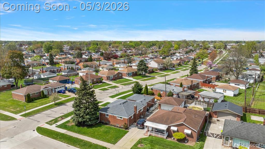 18241 Airport Road Fraser, MI 48026 - Photo 11 of 43