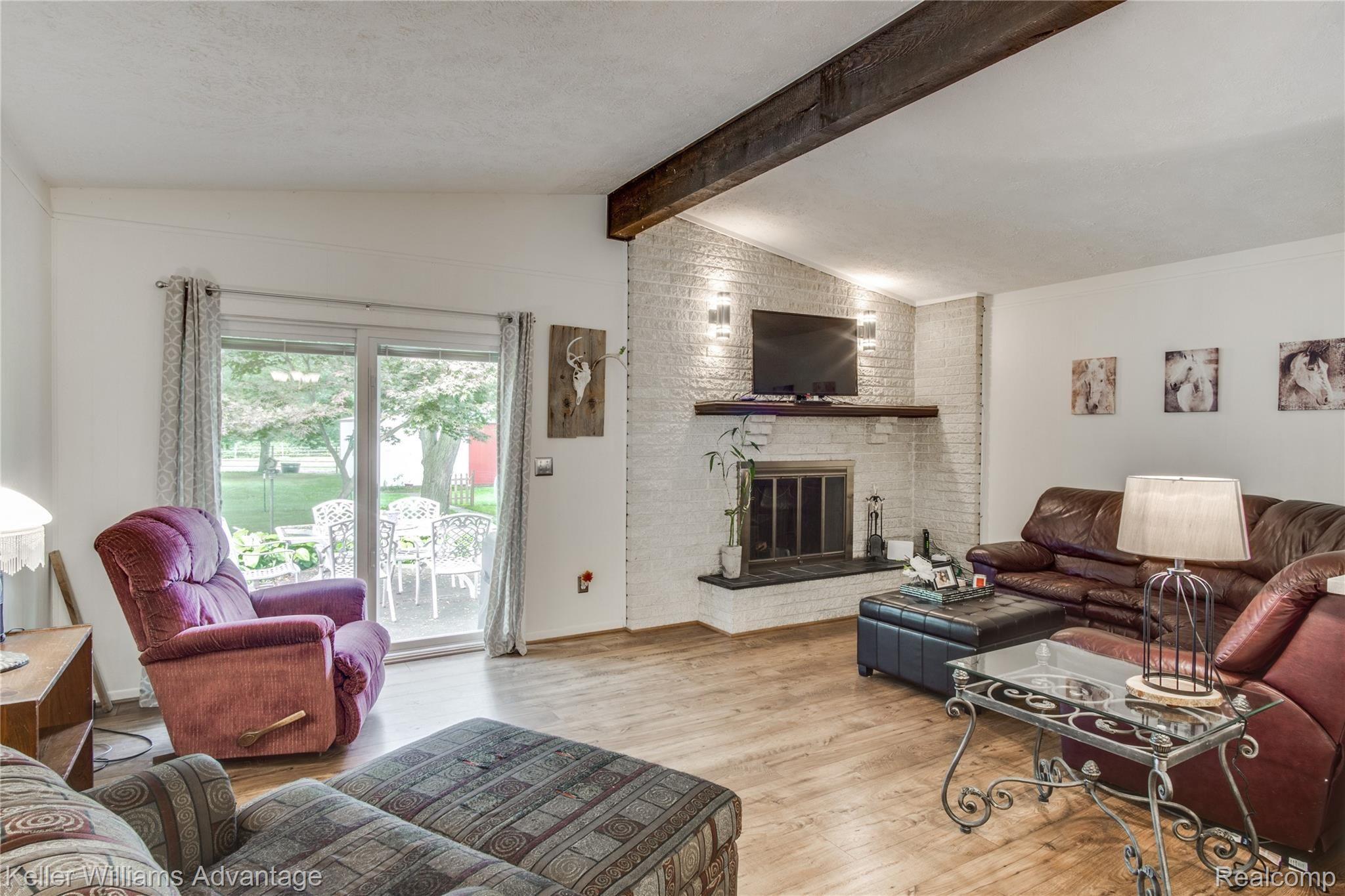 28101 Martindale Road New Hudson, MI 48165 - Photo 18 of 26 Interiors (13 of 25).jpg