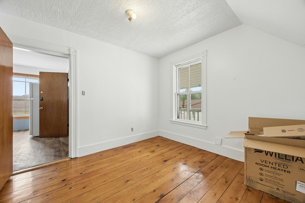188 Vernon Street Worcester, MA 01607 - Photo 39 of 42