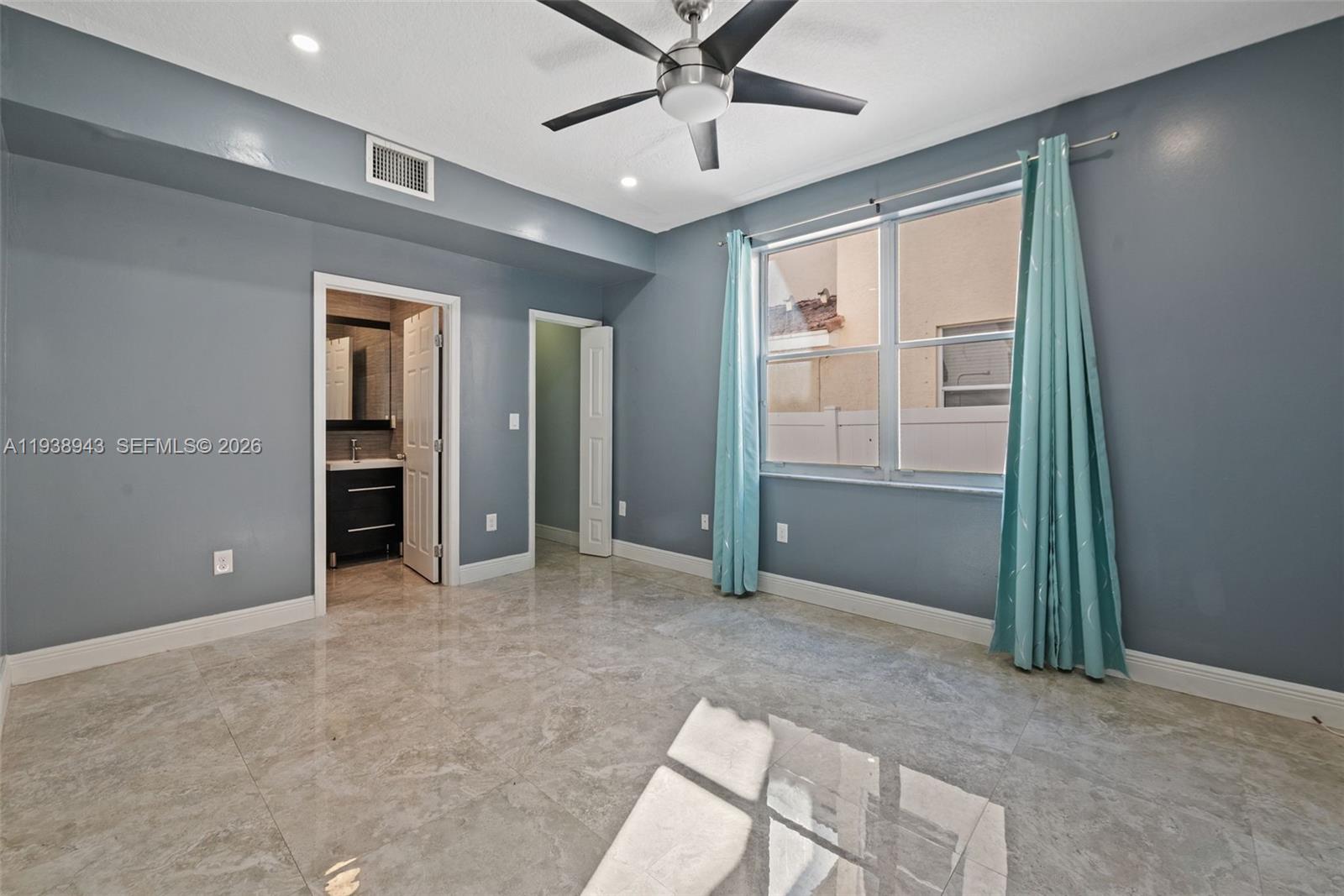 1852 Southwest 156th Avenue Miramar, FL 33027 - Photo 11 of 31