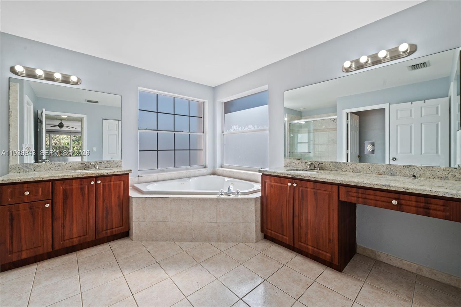 1852 Southwest 156th Avenue Miramar, FL 33027 - Photo 19 of 31