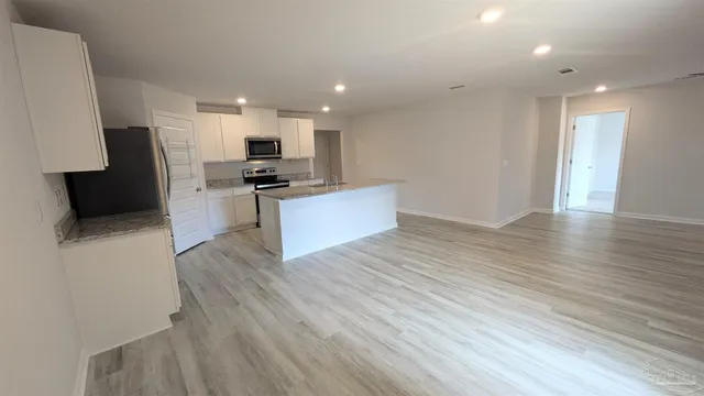 $2,000 | 9294 Tara Circle, Milton, FL 32583