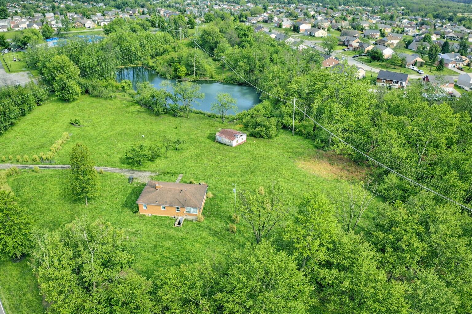 7200 Oakbrook Road Florence, KY 41042 - Photo 3 of 36 Gallery Image 3