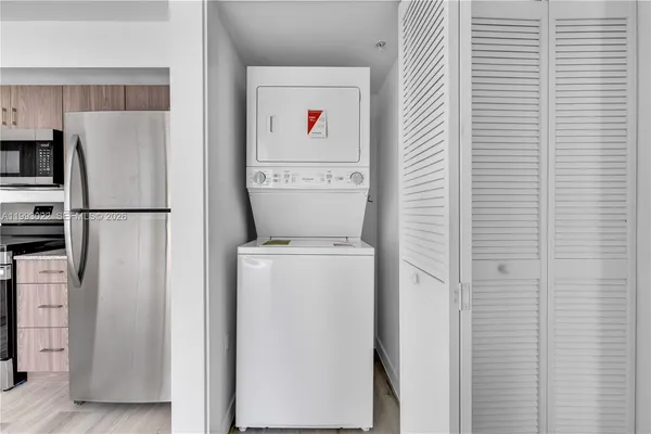 $2,200 | 175 Northwest 160th Street, Unit 113, North Miami Beach, FL 33169