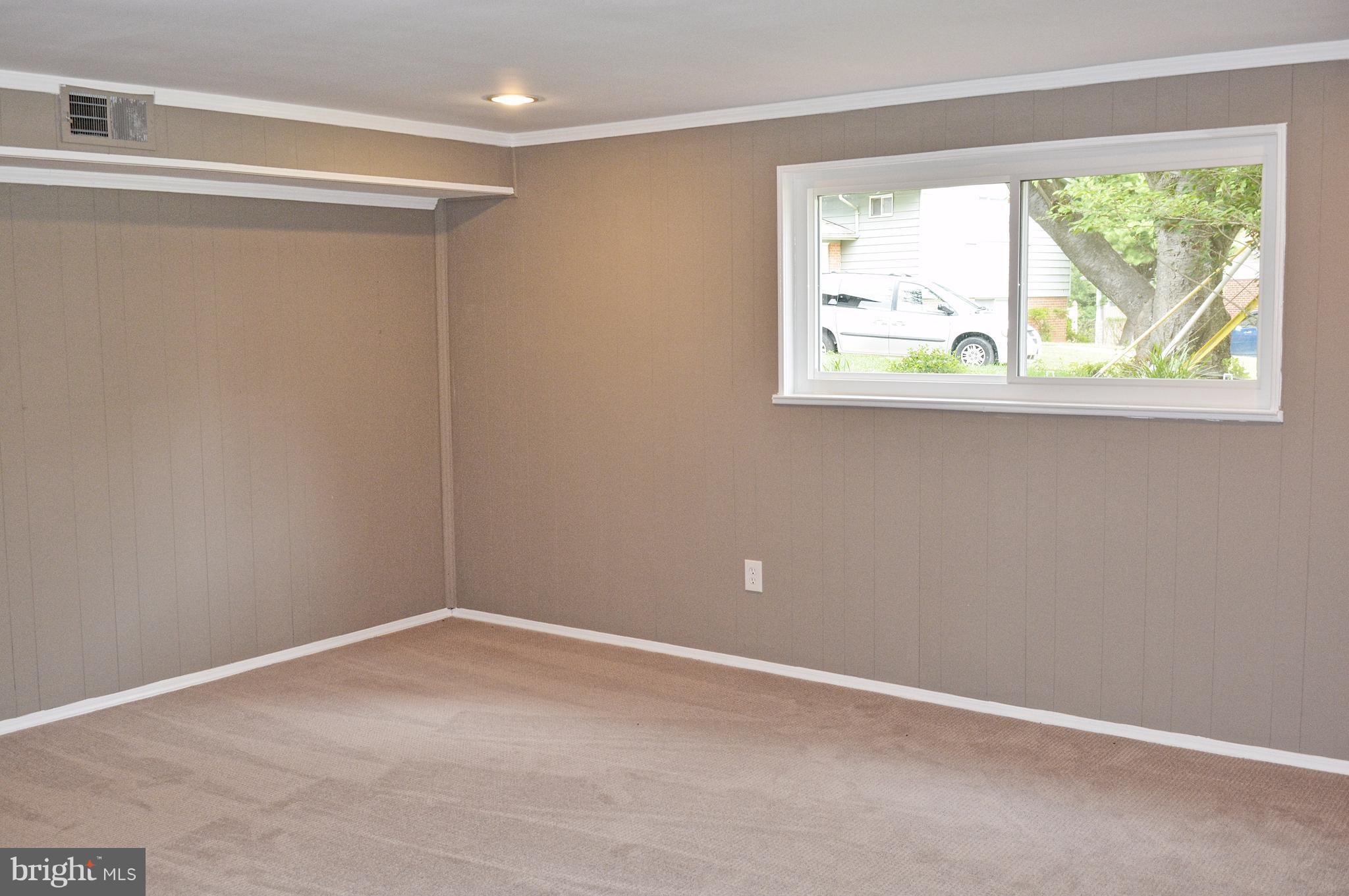 10901 Fiesta Road Silver Spring, MD 20901 - Photo 14 of 17 Bedroom