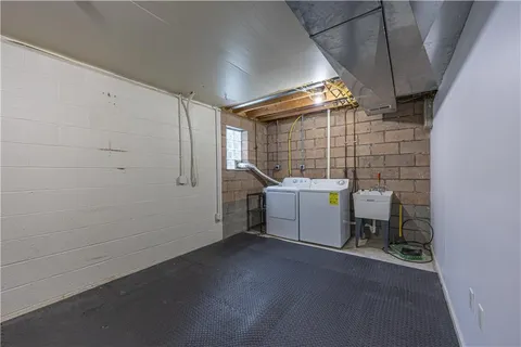 $230,000 | 232 Dinwiddie Street, Pittsburgh, PA 15219