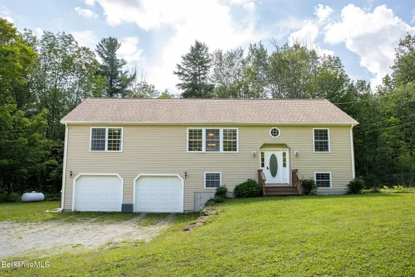$589,900 | 235 McNerney Road, Becket, MA 01223