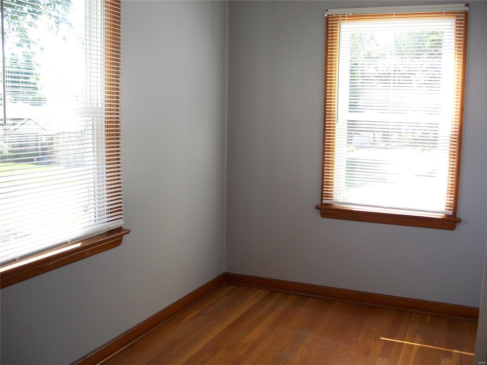305 Derhake Road Florissant, MO 63031 - Photo 11 of 18 Gallery Image 11