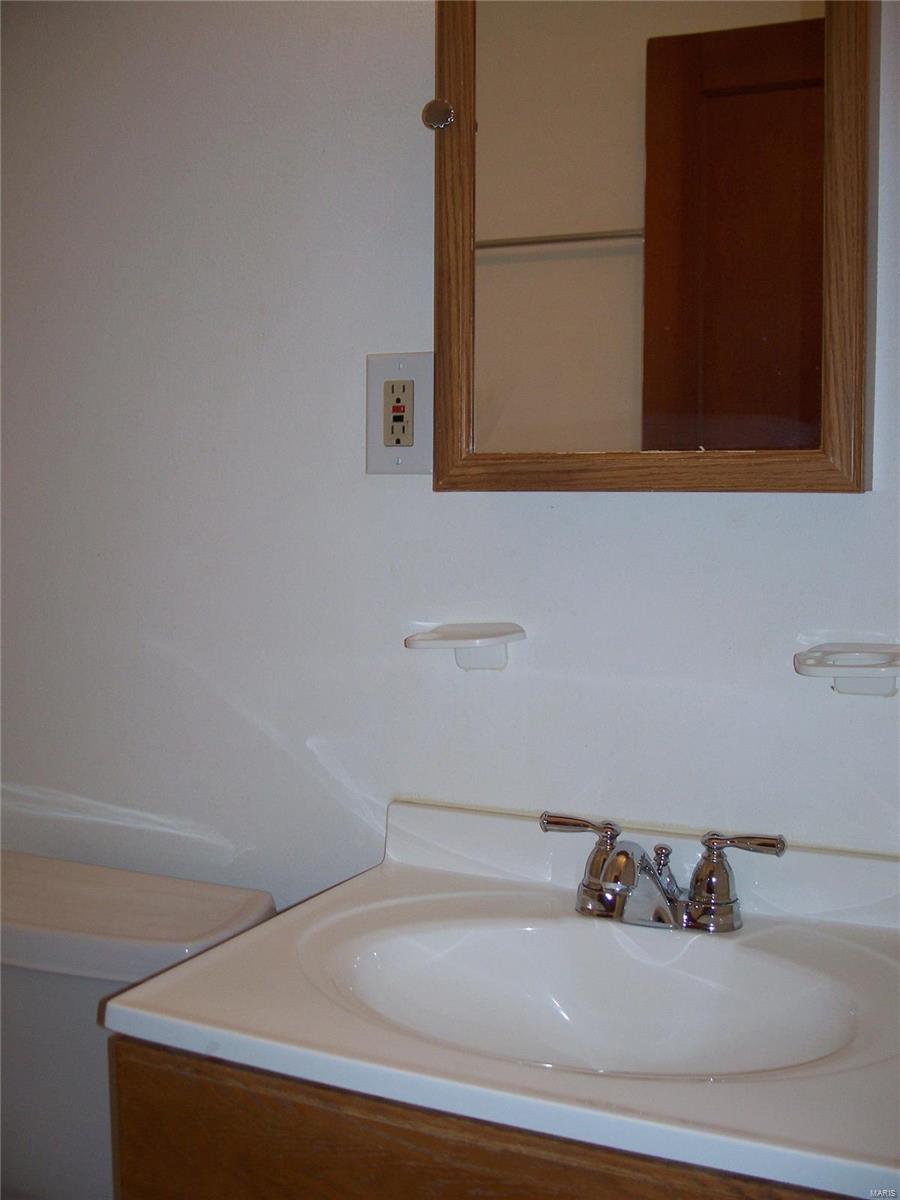 305 Derhake Road Florissant, MO 63031 - Photo 13 of 18 Gallery Image 13
