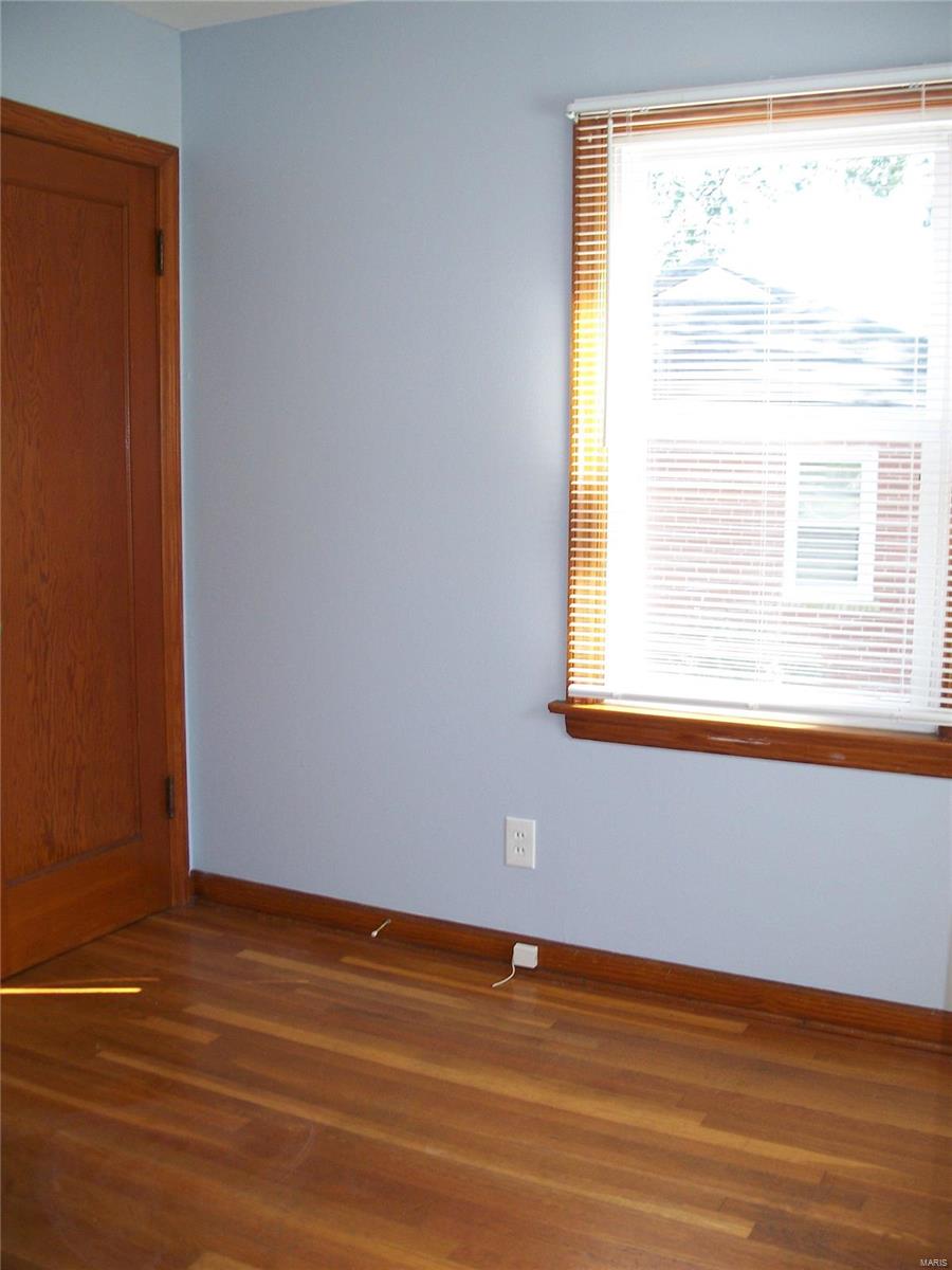 305 Derhake Road Florissant, MO 63031 - Photo 10 of 18 Gallery Image 10