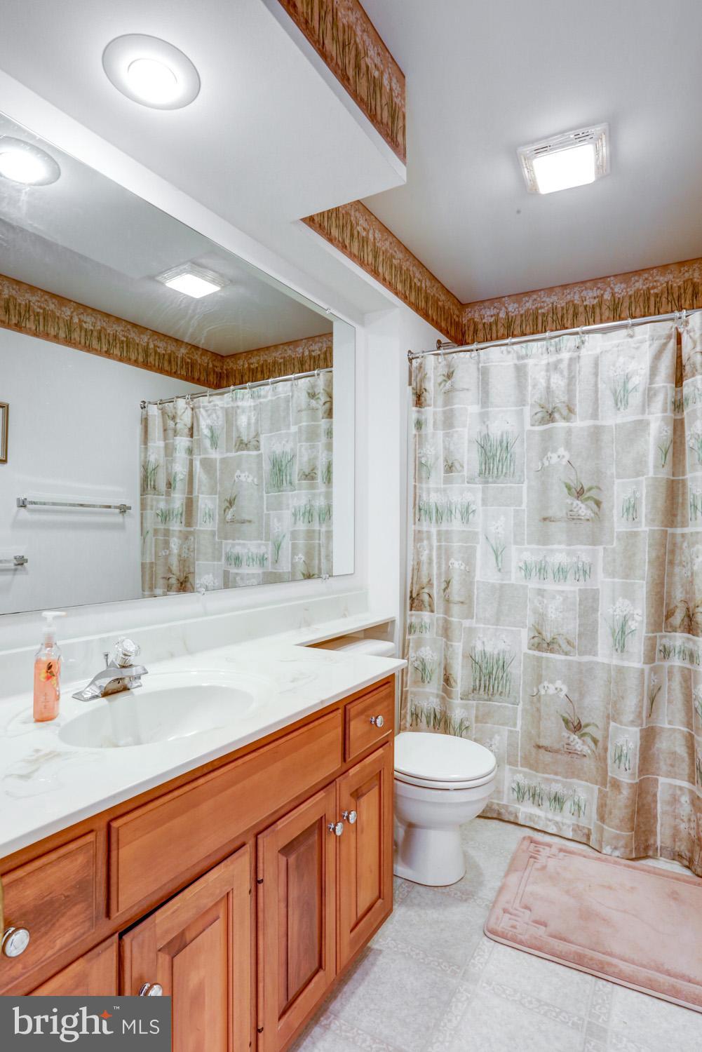 2158 Meadow Ridge Drive Lancaster, PA 17601 - Photo 32 of 38 Gallery Image 32