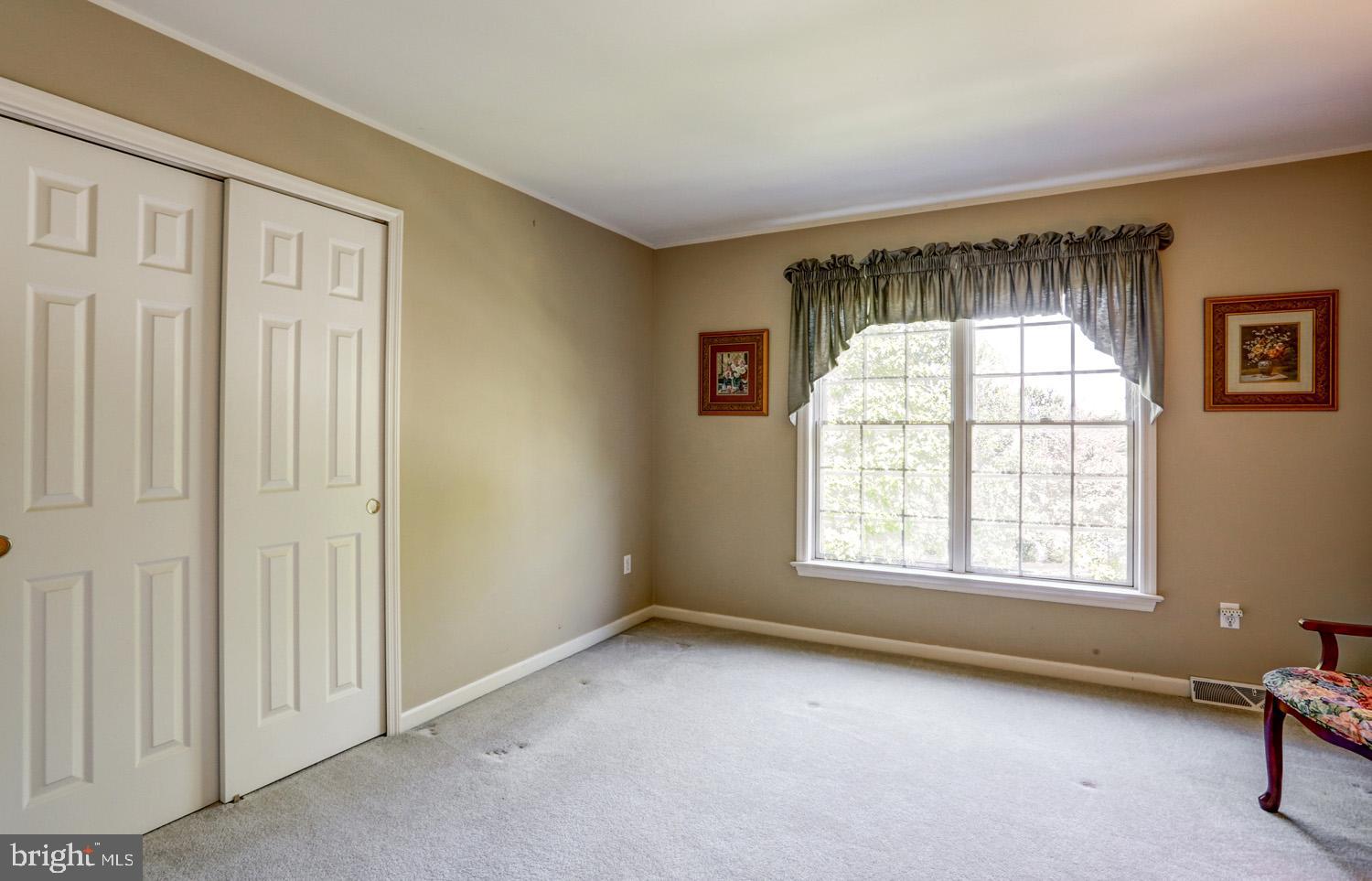 2158 Meadow Ridge Drive Lancaster, PA 17601 - Photo 33 of 38 Gallery Image 33