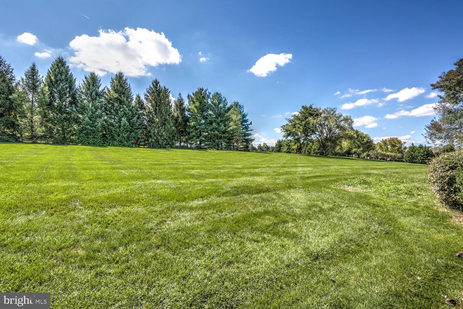 2158 Meadow Ridge Drive Lancaster, PA 17601 - Photo 36 of 38 Gallery Image 36