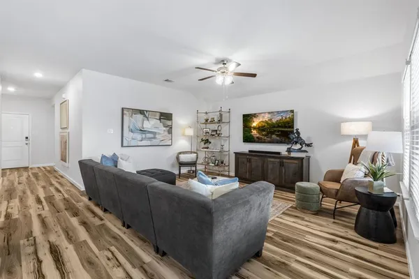 $2,400 | 601 Rawhide Way, Princeton, TX 75407