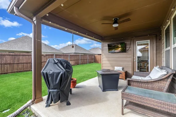 $2,400 | 601 Rawhide Way, Princeton, TX 75407