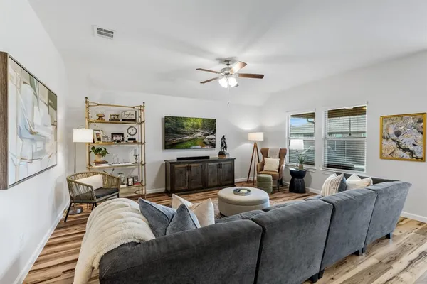 $2,400 | 601 Rawhide Way, Princeton, TX 75407